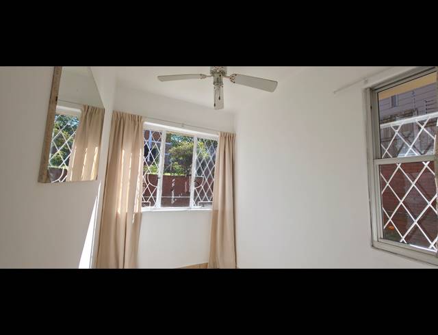 1 BEDROOM APARTMENT TO LET IN ESSENWOOD